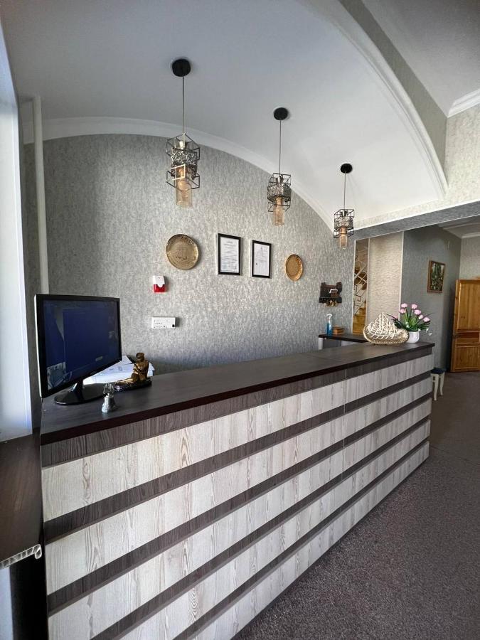 Tomaris Hotel Nukus Exterior foto