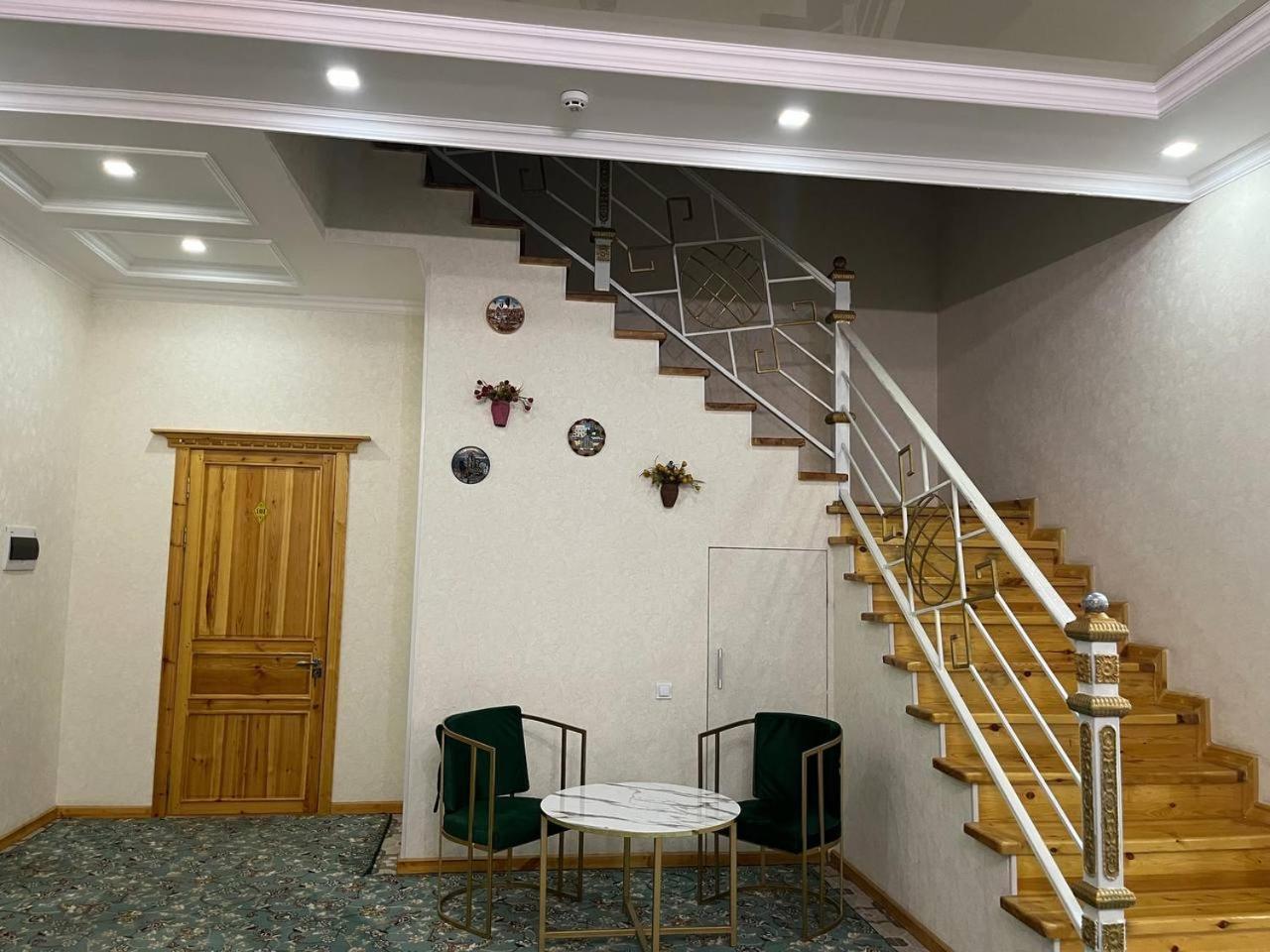 Tomaris Hotel Nukus Exterior foto